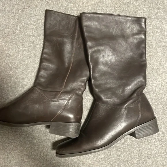 Brown boots - Picture 4 of 4